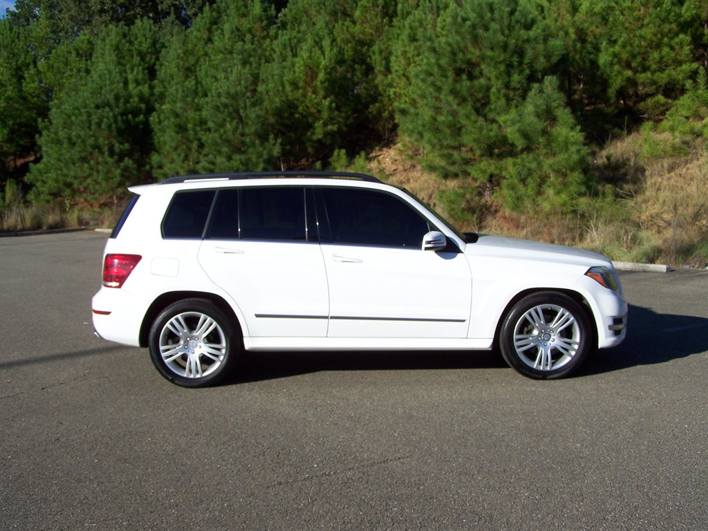2015 Mercedes-Benz GLK-Class - $12,890
