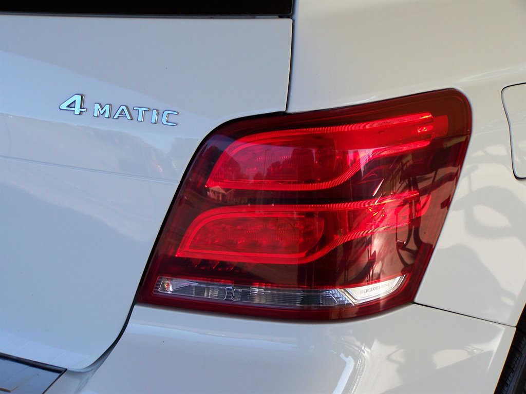 2015 Mercedes-Benz GLK-Class - $12,890