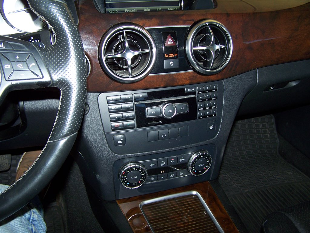 2015 Mercedes-Benz GLK-Class - $12,890