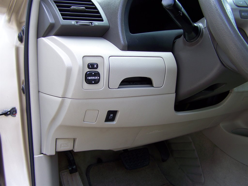 2011 Toyota Camry - $9,890
