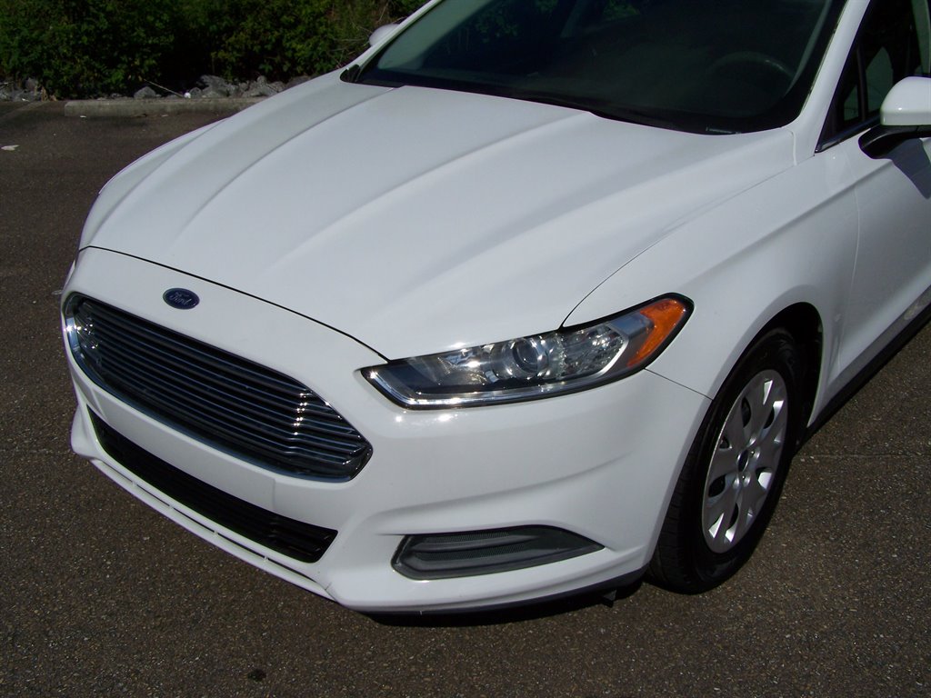 2014 Ford Fusion - $11,890