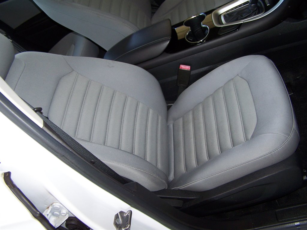 2014 Ford Fusion - $11,890