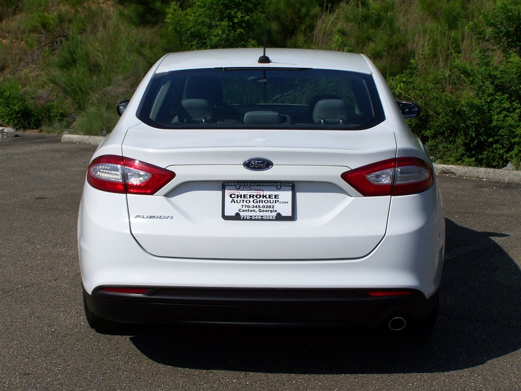 2014 Ford Fusion - $11,890