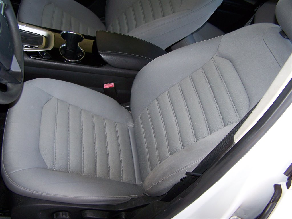 2014 Ford Fusion - $11,890