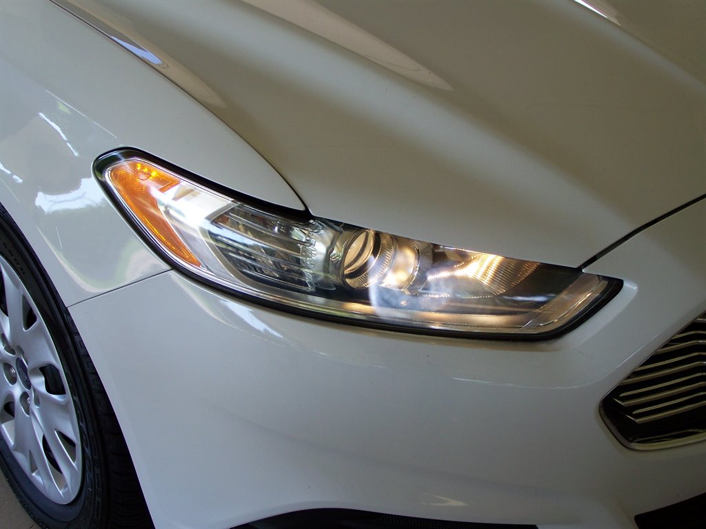 2014 Ford Fusion - $11,890