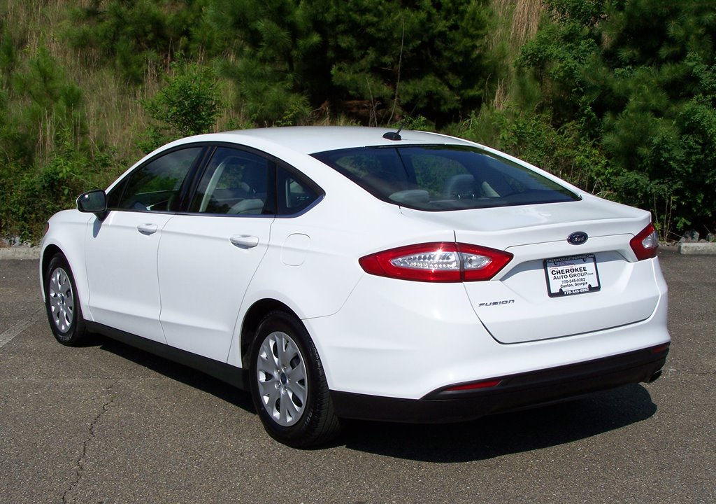 2014 Ford Fusion - $11,890