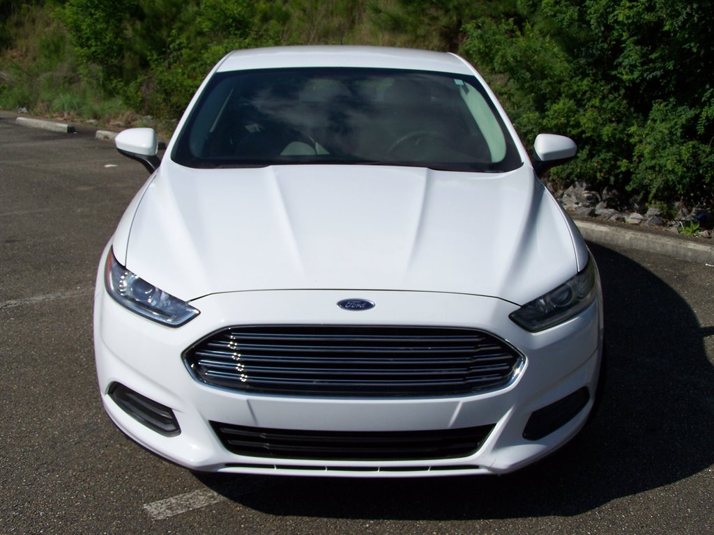 2014 Ford Fusion - $11,890