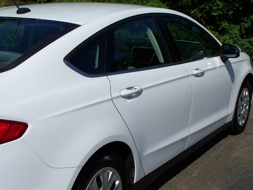 2014 Ford Fusion - $11,890