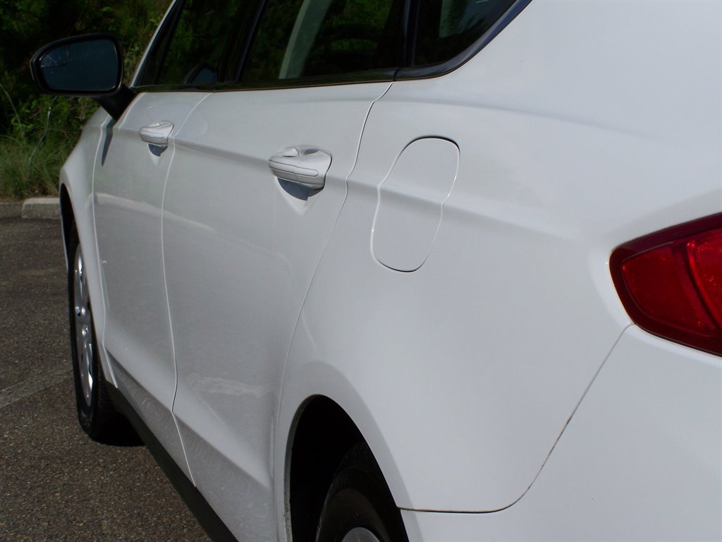 2014 Ford Fusion - $11,890