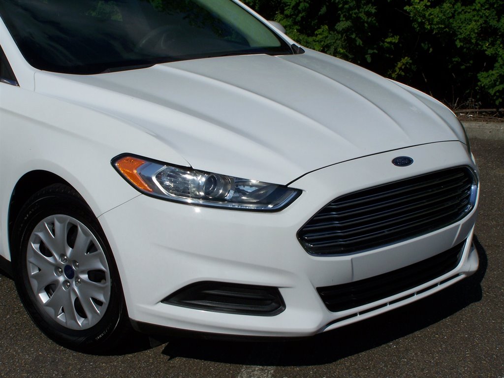 2014 Ford Fusion - $11,890