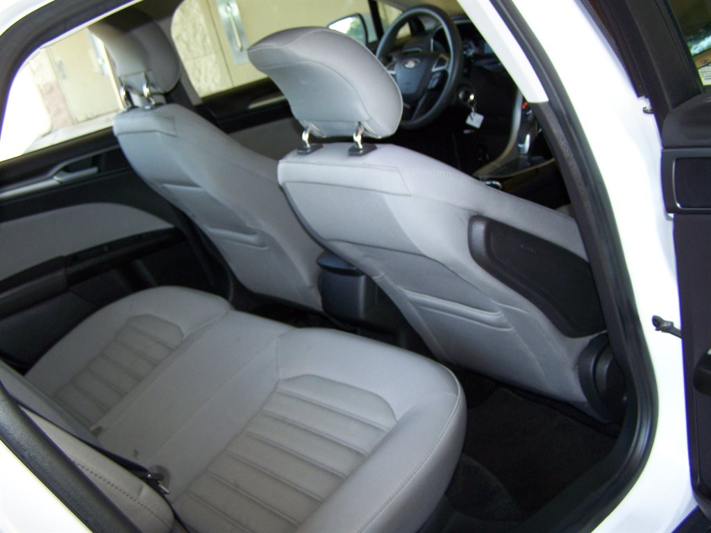 2014 Ford Fusion - $11,890