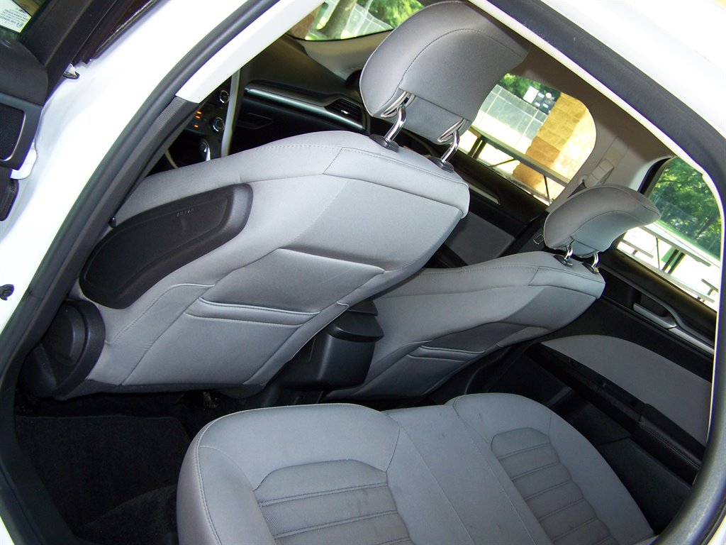 2014 Ford Fusion - $11,890