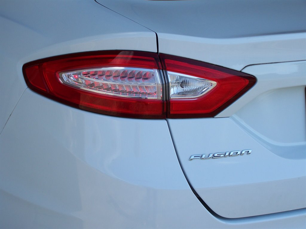 2014 Ford Fusion - $11,890