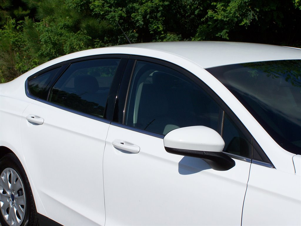 2014 Ford Fusion - $11,890