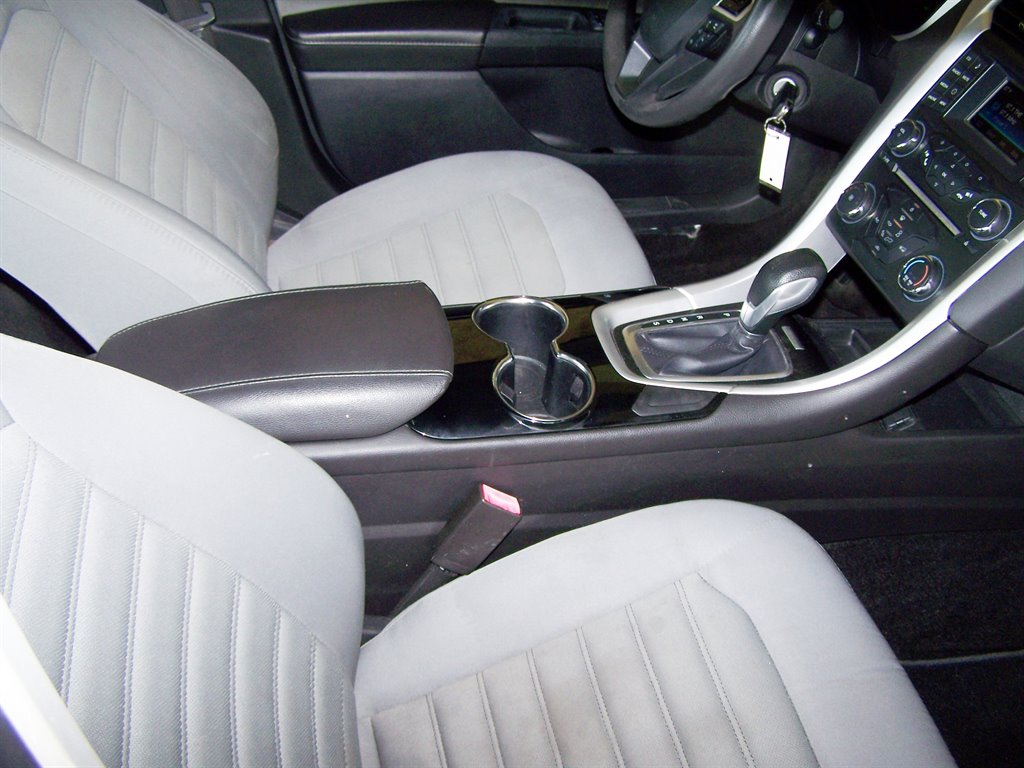 2015 Ford Fusion - $9,990