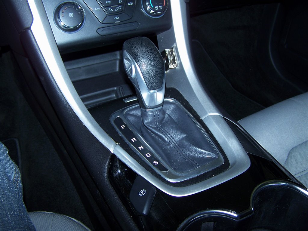 2015 Ford Fusion - $9,990