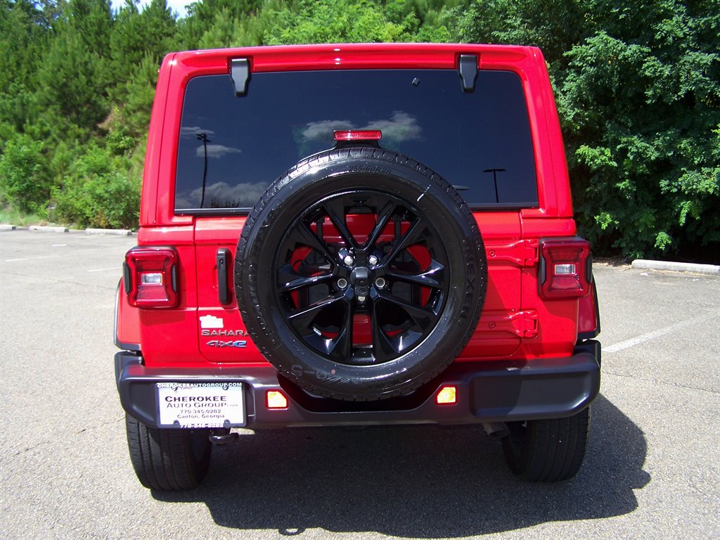 2025 Jeep Wrangler - $32,890