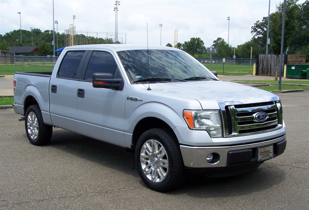 2012 Ford F150 - $13,890