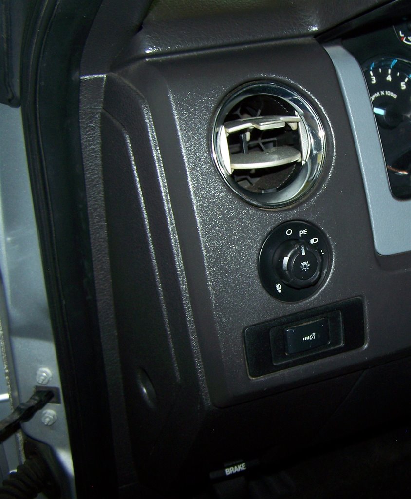 2012 Ford F150 - $13,890