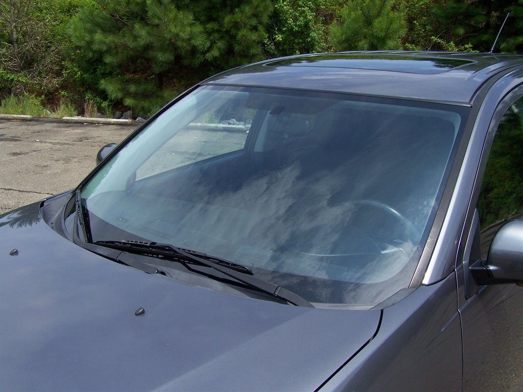 2010 Mitsubishi Outlander - $12,890