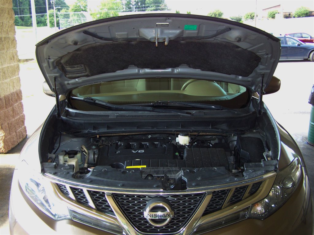 2011 Nissan Murano - $8,990
