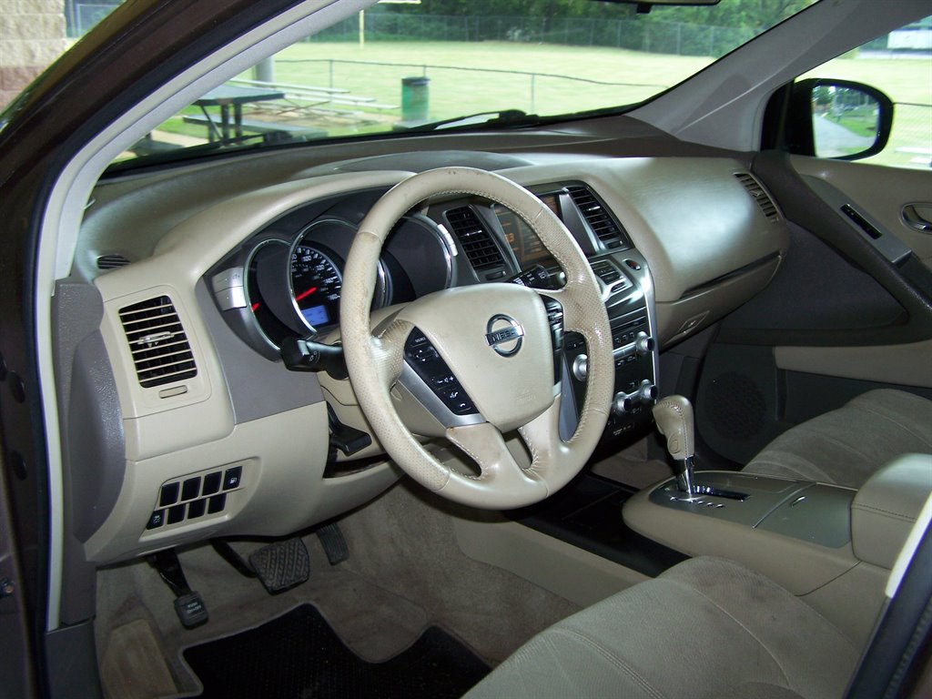 2011 Nissan Murano - $8,990