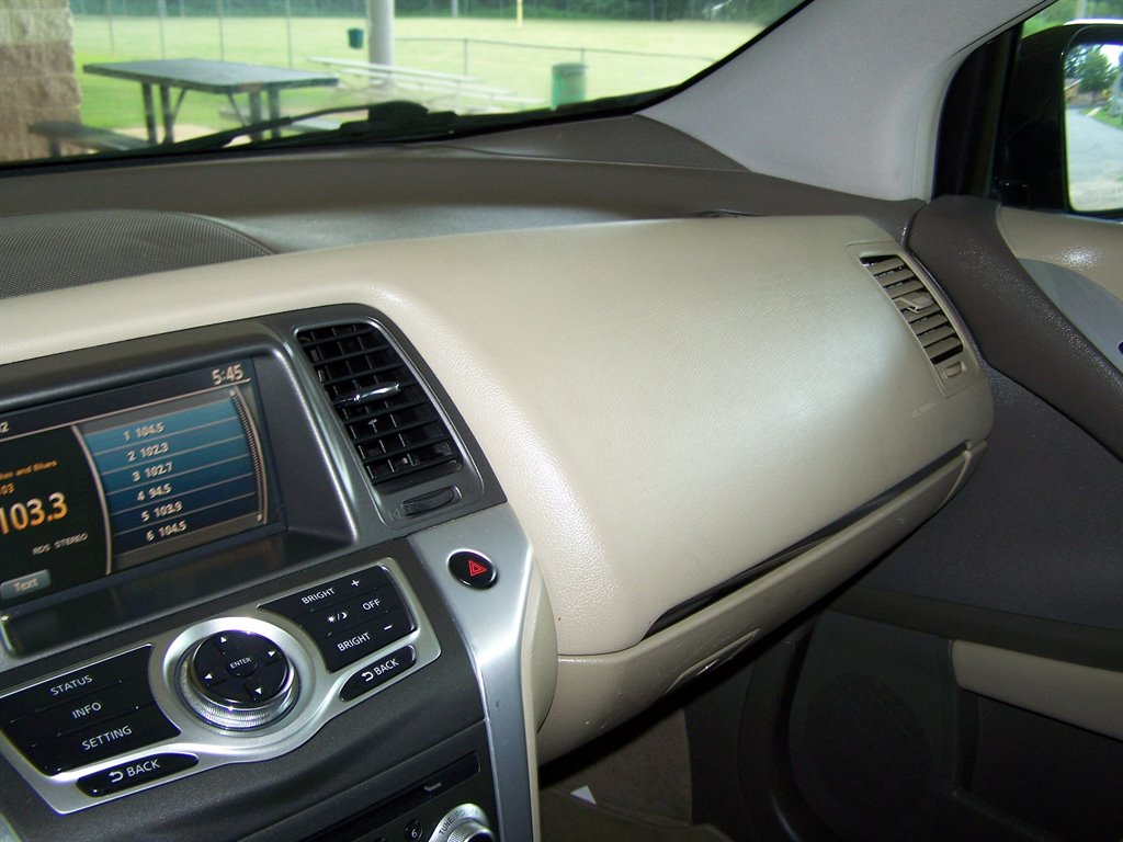2011 Nissan Murano - $8,990