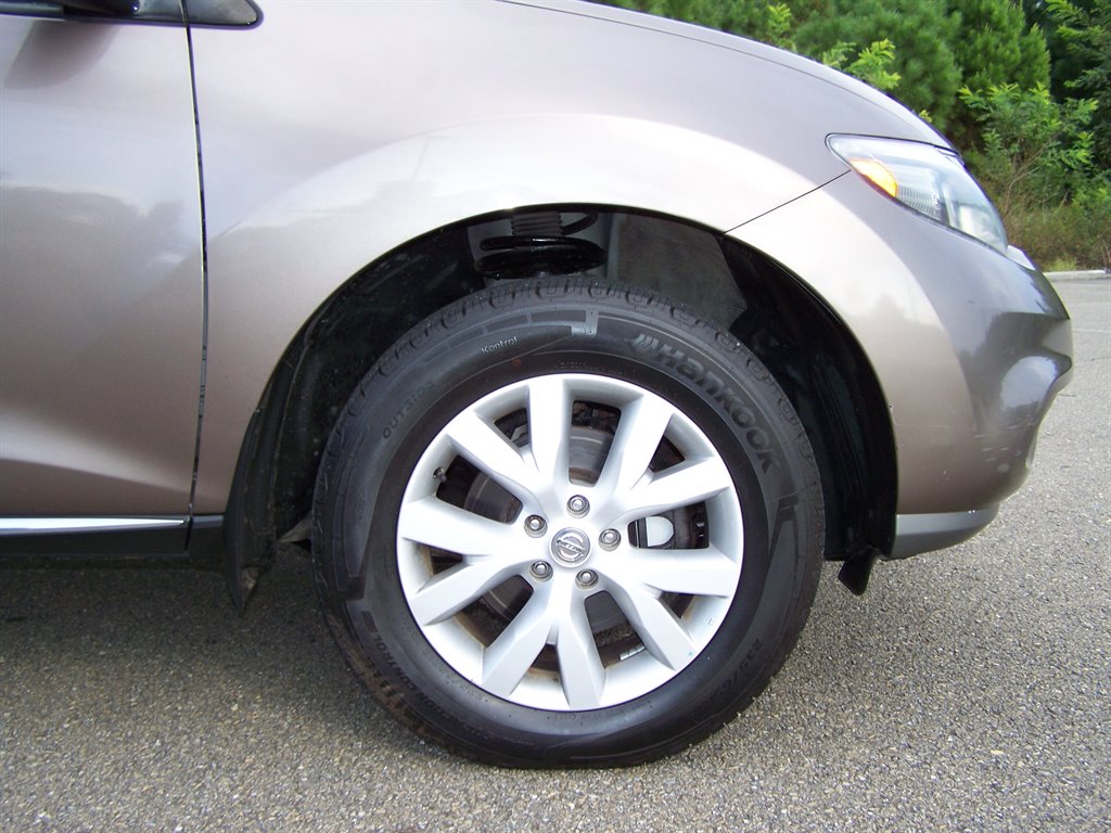 2011 Nissan Murano - $8,990