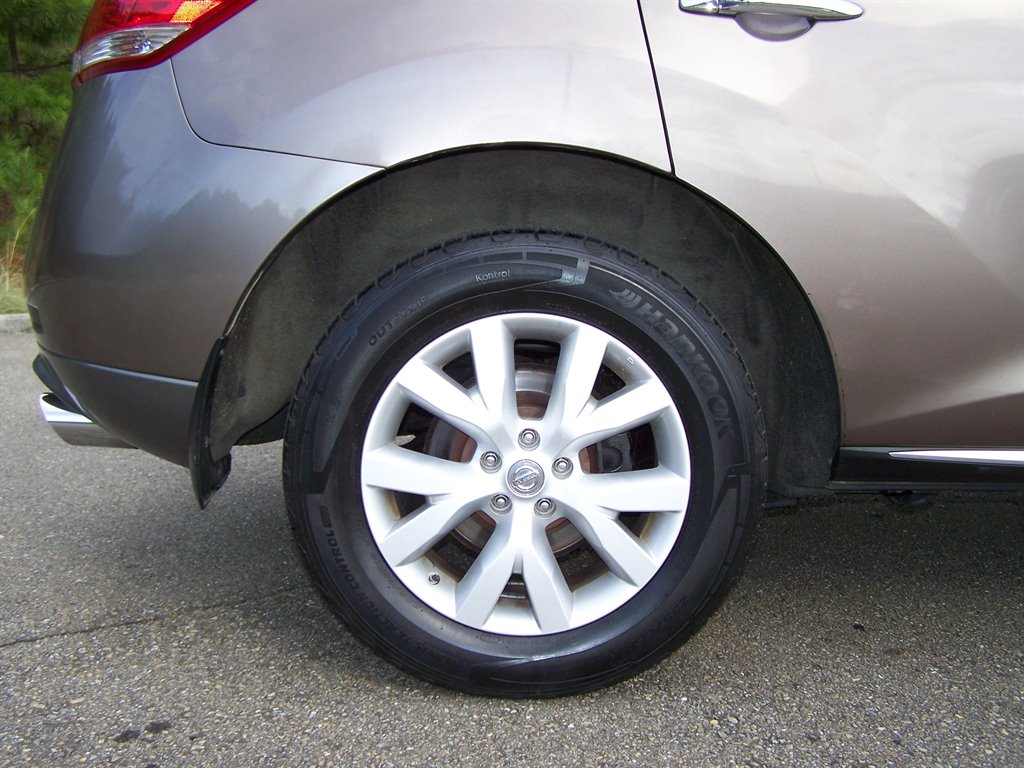 2011 Nissan Murano - $8,990