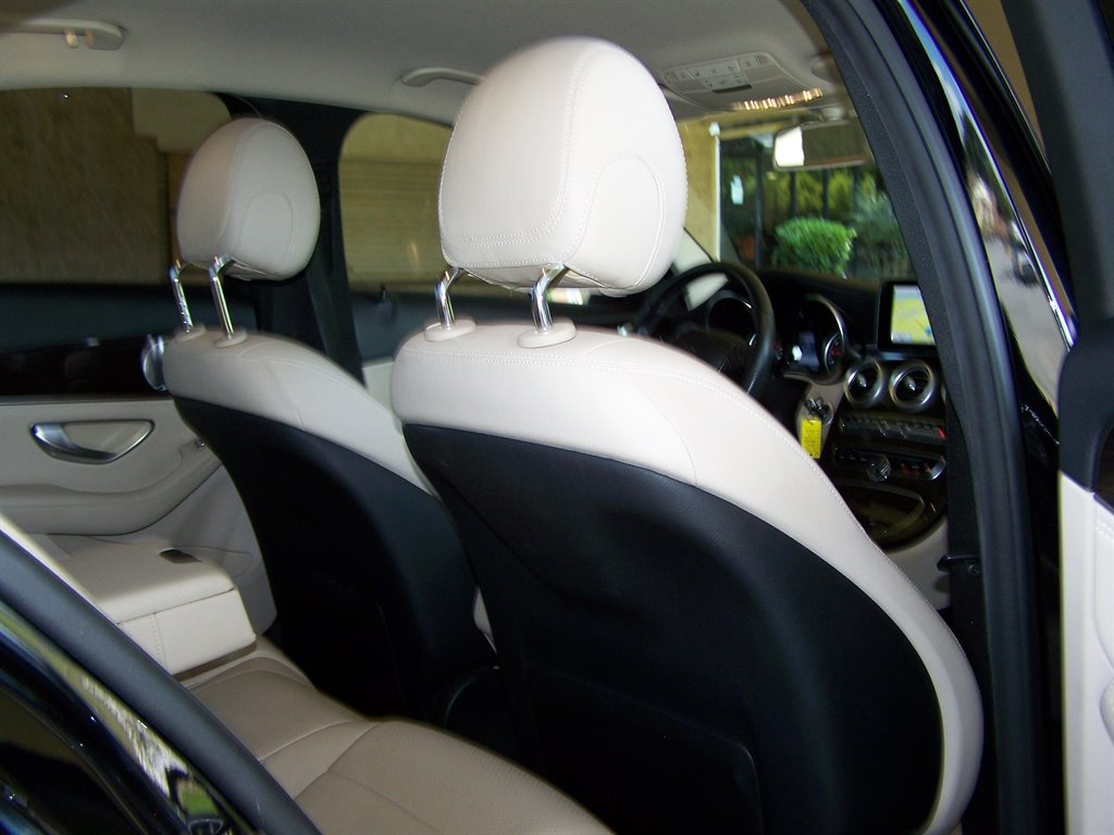 2015 Mercedes-Benz C-Class - $12,890