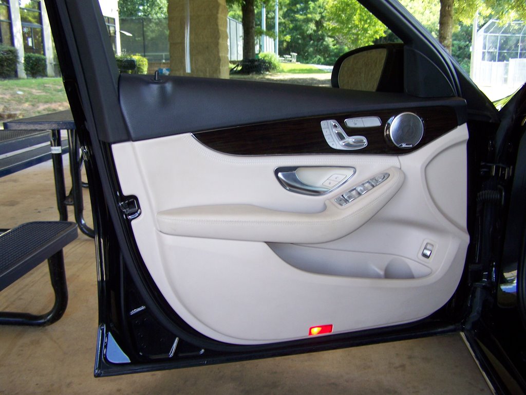 2015 Mercedes-Benz C-Class - $12,890