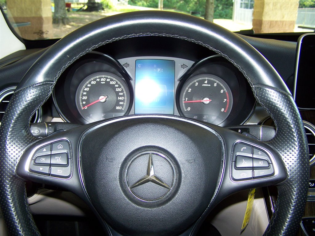 2015 Mercedes-Benz C-Class - $12,890