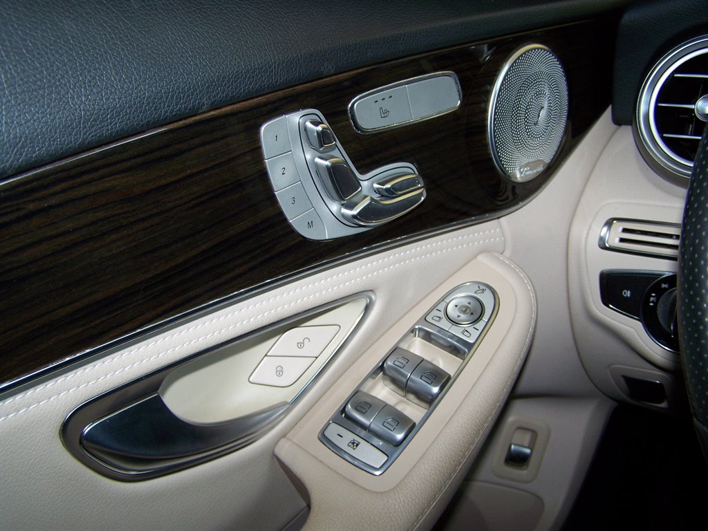 2015 Mercedes-Benz C-Class - $12,890