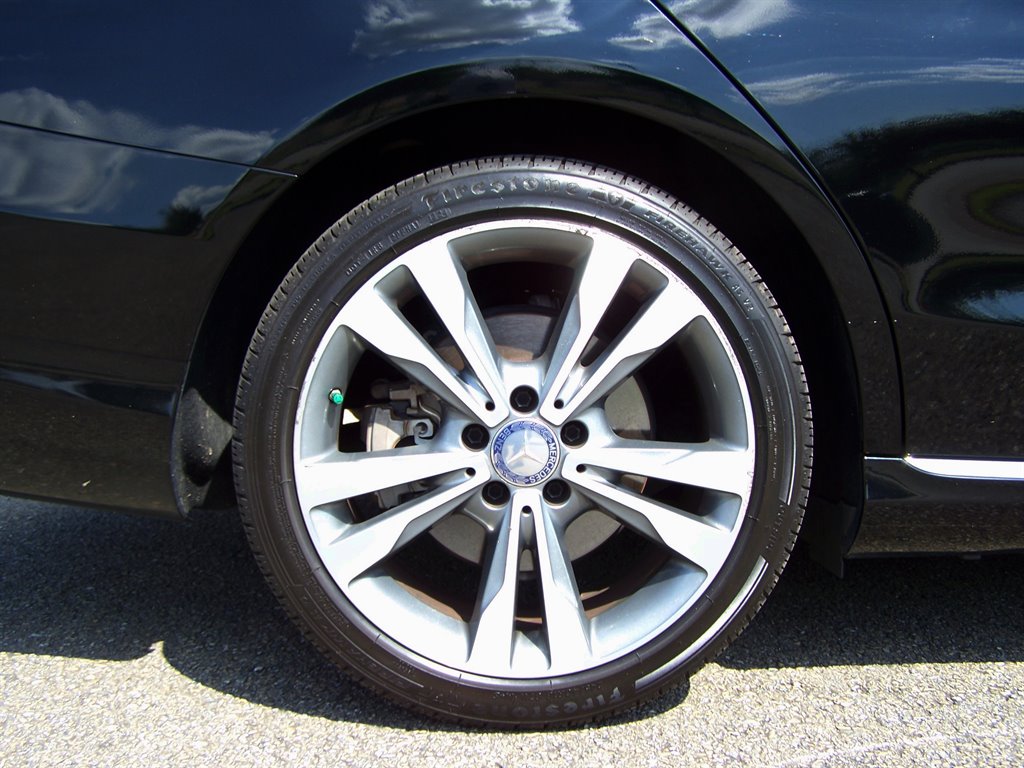 2015 Mercedes-Benz C-Class - $12,890