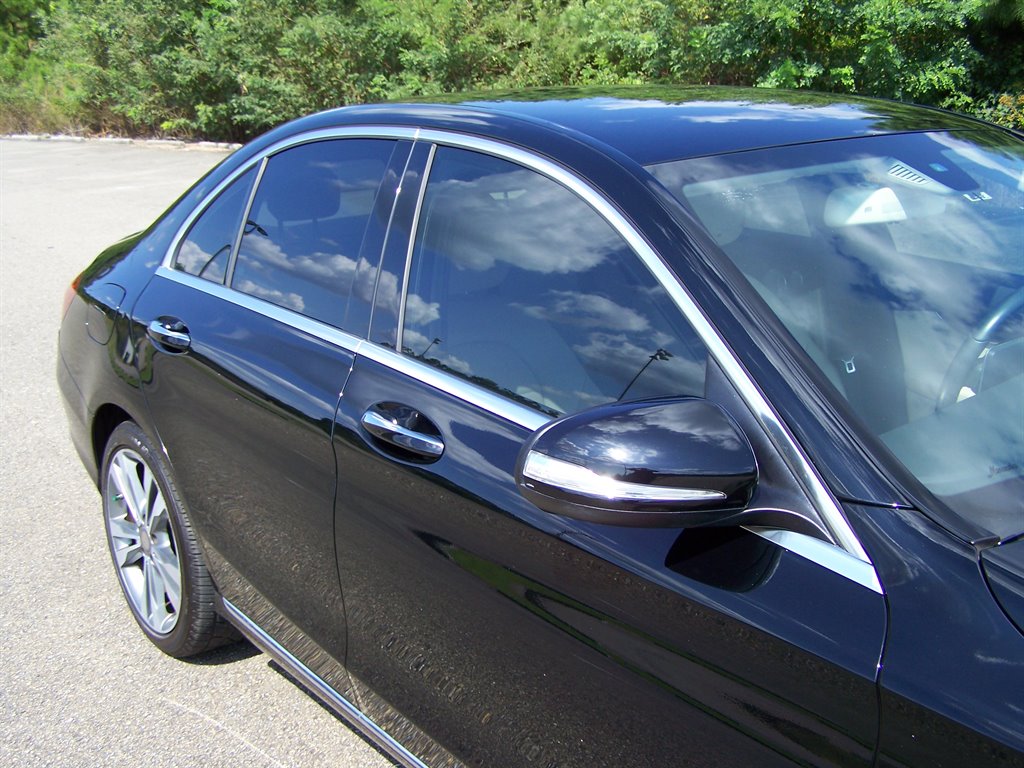 2015 Mercedes-Benz C-Class - $12,890