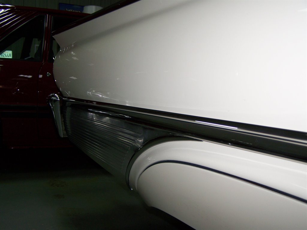 1961 Ford Galaxie Sunliner - $39,990