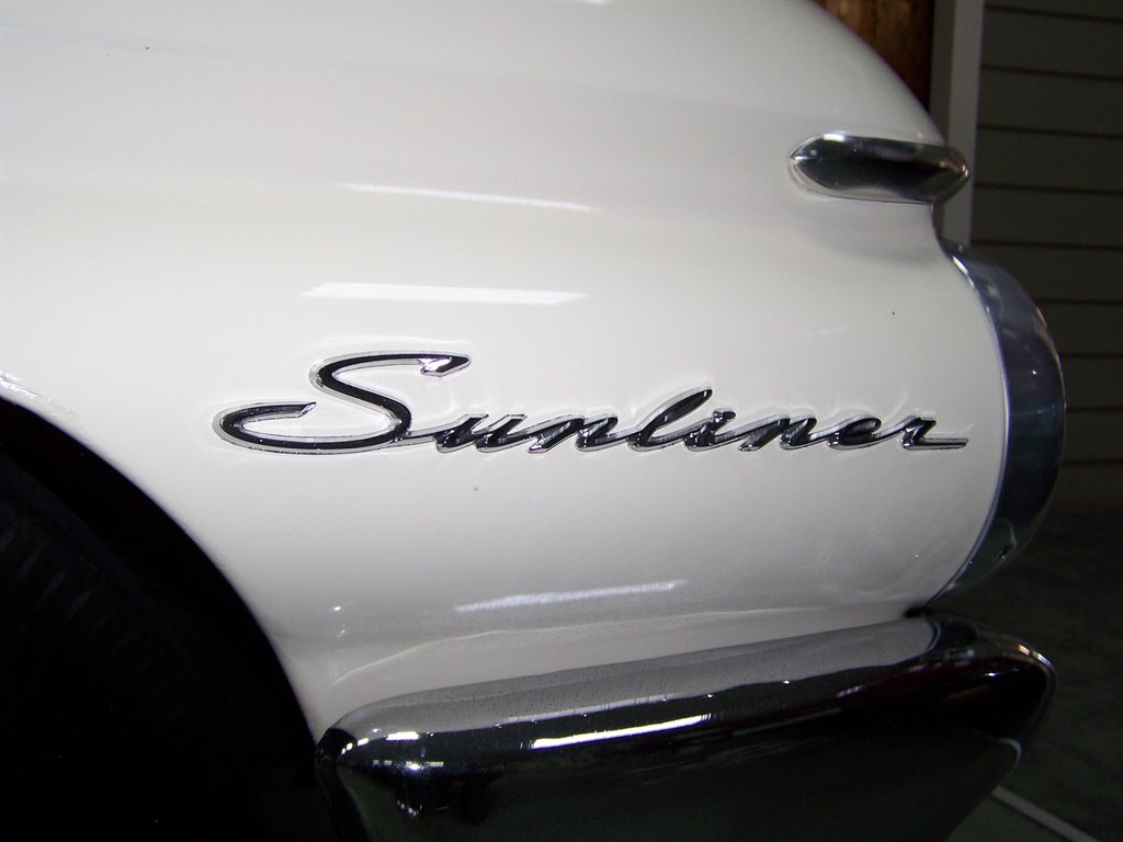 1961 Ford Galaxie Sunliner - $39,990