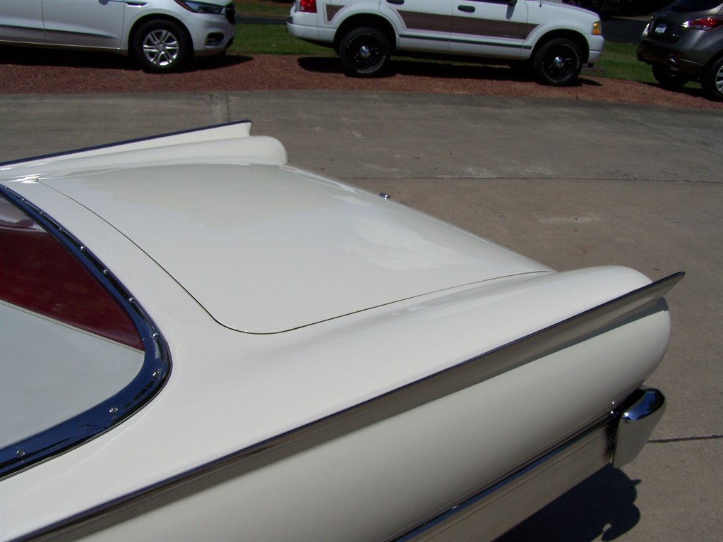 1961 Ford Galaxie Sunliner - $39,990