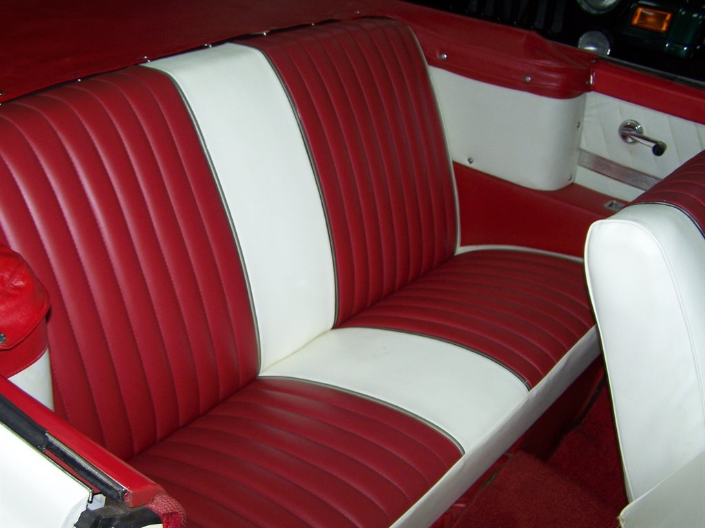 1961 Ford Galaxie Sunliner - $39,990