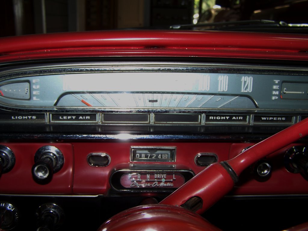 1961 Ford Galaxie Sunliner - $39,990