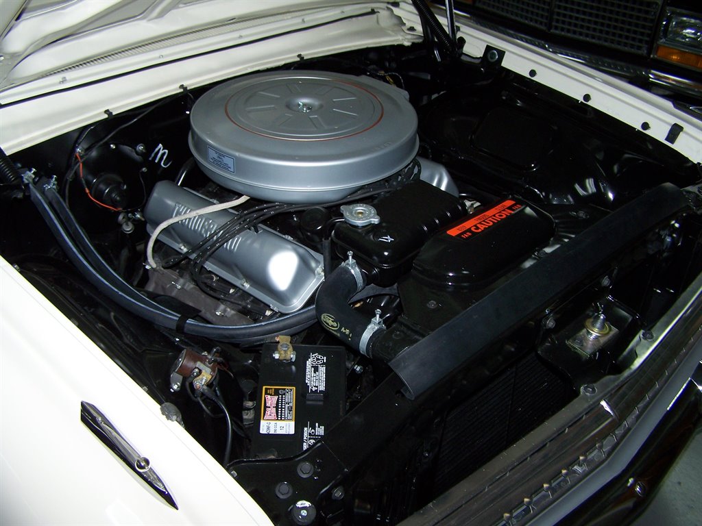 1961 Ford Galaxie Sunliner - $39,990