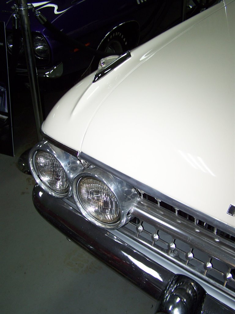 1961 Ford Galaxie Sunliner - $39,990