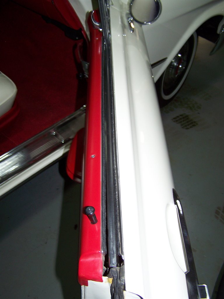 1961 Ford Galaxie Sunliner - $39,990