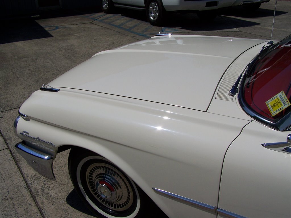 1961 Ford Galaxie Sunliner - $39,990