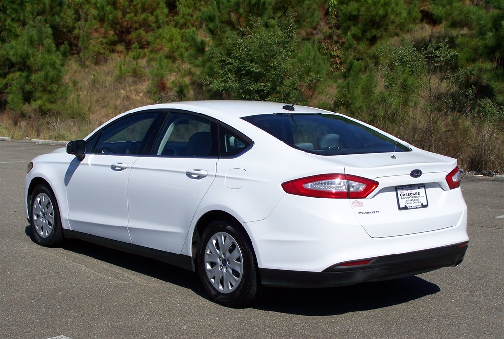 2014 Ford Fusion - $10,990
