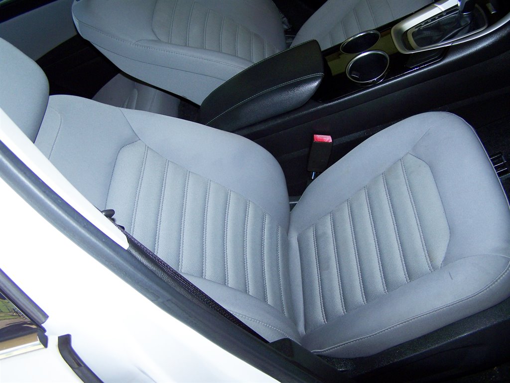 2014 Ford Fusion - $10,990