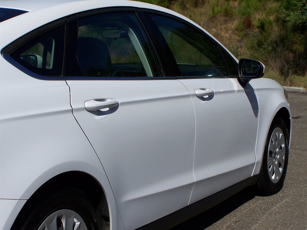 2014 Ford Fusion - $10,990