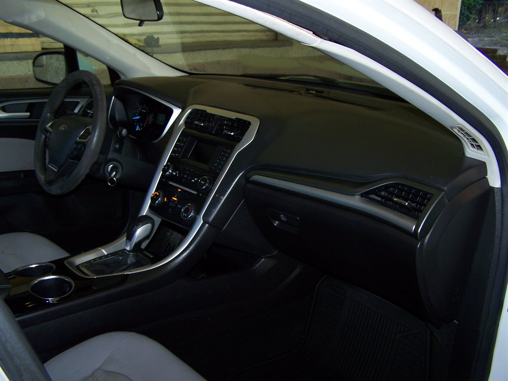 2014 Ford Fusion - $10,990