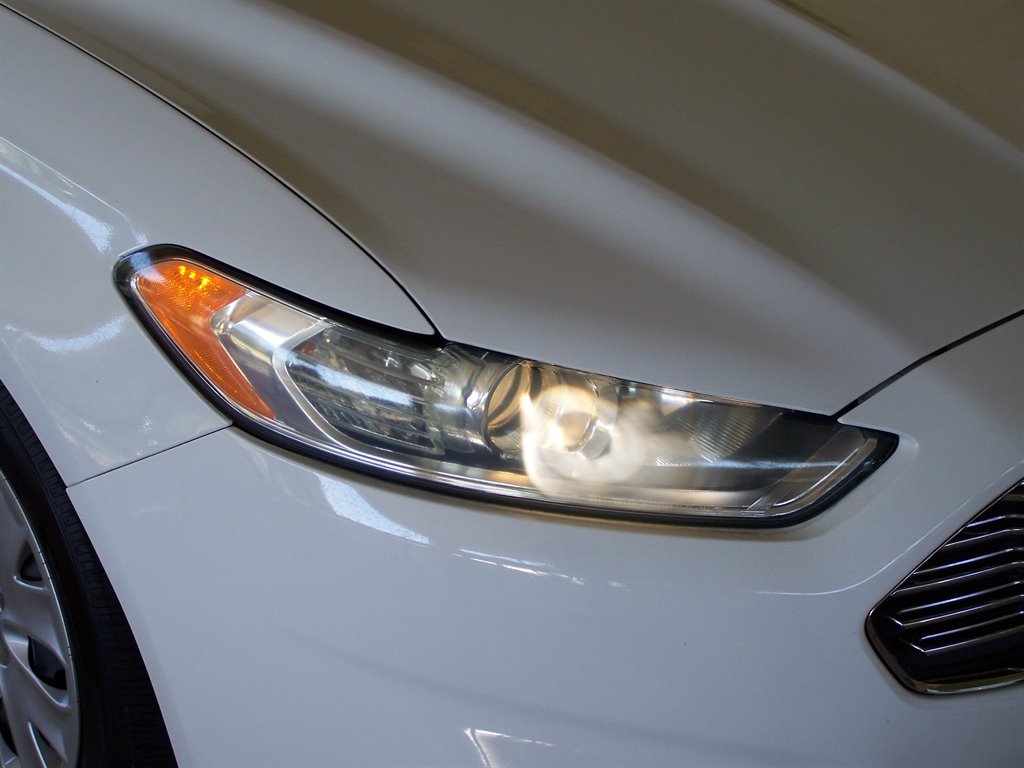 2014 Ford Fusion - $10,990