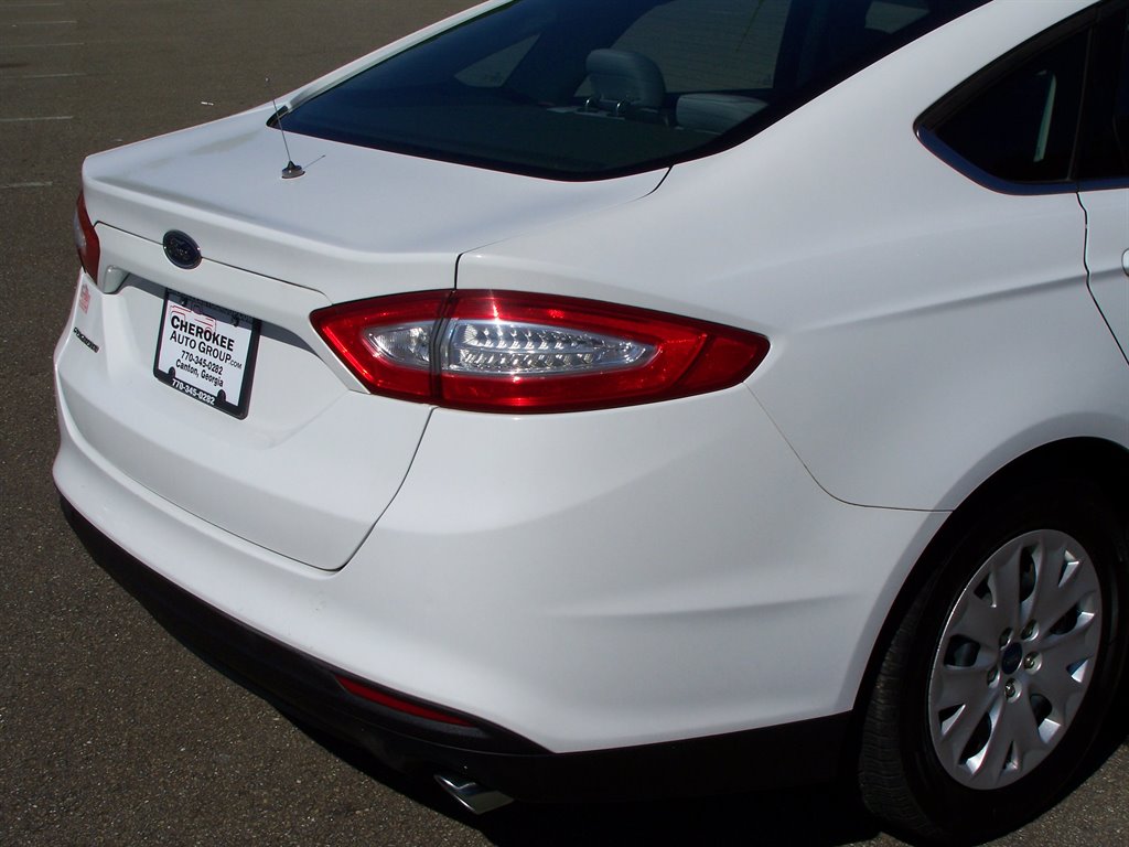 2014 Ford Fusion - $10,990